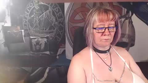 Michelle online show from 06/02/26, 06:10