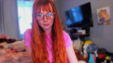 Snapshot of klementinagirl chatting on 06/06/26, 04:33 Klementinafanslyklementina6661 online show from 06/06/26, 04:33