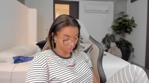 Christina online show from 12/03/24, 06:59