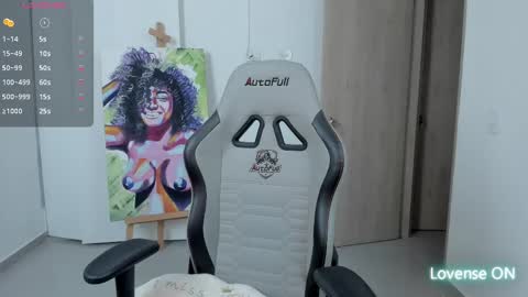 Christina online show from 02/10/25, 03:24