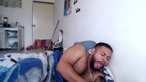 Snapshot of kleyton336 chatting on 10/09/25, 04:05 kleyton online show from 10/09/25, 04:05