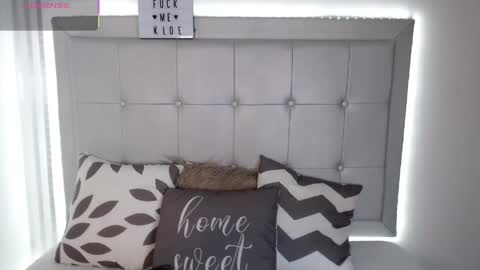 kloe__watson online show from 04/14/26, 06:58