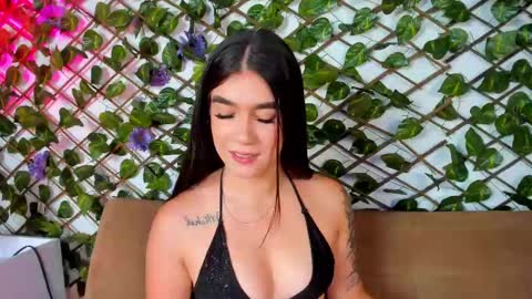 kloe_bella online show from 09/23/25, 01:14