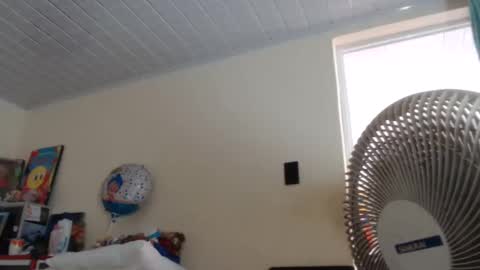 Kloe online show from 10/25/25, 06:46