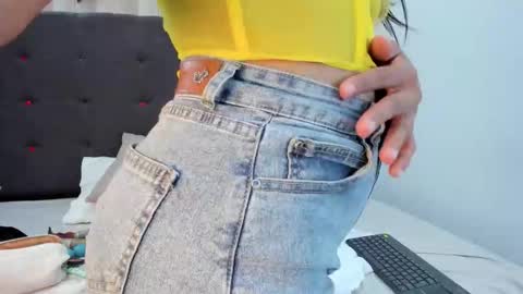 Kloeh online show from 10/31/25, 08:21