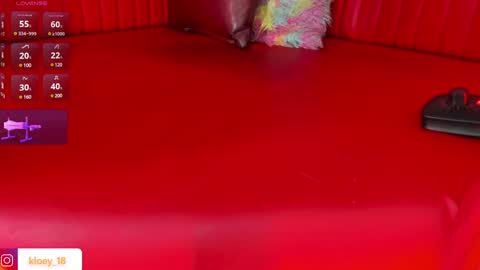 Snapshot of kloey_hoot chatting on 01/09/25, 09:16 Kloey online show from 01/09/25, 09:16