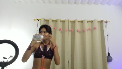 kloeysexy1 online show from 01/20/25, 03:50