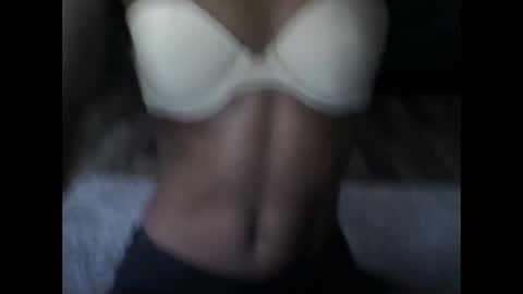 Snapshot of klovely03 chatting on 12/16/24, 07:00 klovely03 online show from 12/16/24, 07:00