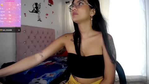 Valen online show from 02/10/25, 06:24