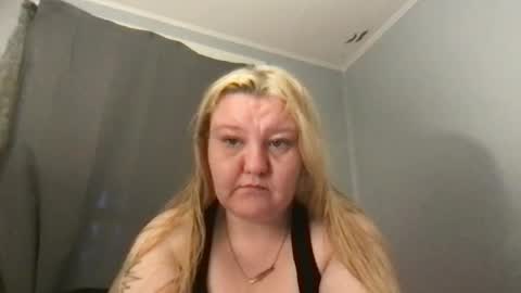 Snapshot of kmarie1196 chatting on 07/13/26, 12:13 kmarie1196 online show from 07/13/26, 12:13