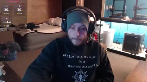 kneesdown321 online show from 01/14/26, 07:52