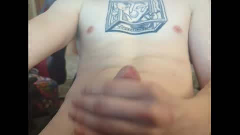 Snapshot of kniloc chatting on 02/19/25, 06:54 kniloc online show from 02/19/25, 06:54