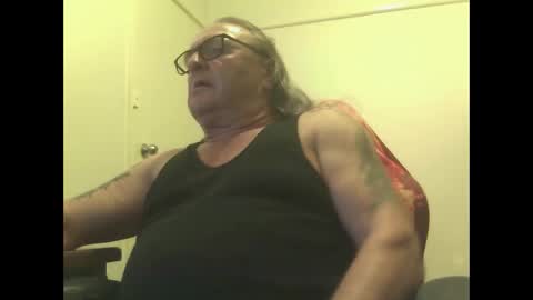 knobout online show from 03/05/26, 01:40