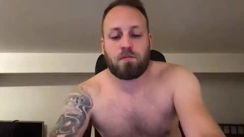 hugo online show from 01/01/25, 03:13