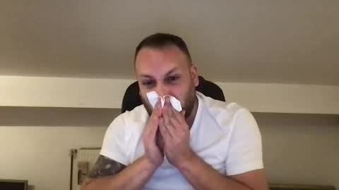 hugo online show from 10/15/25, 11:27