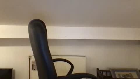 hugo online show from 11/22/25, 12:20