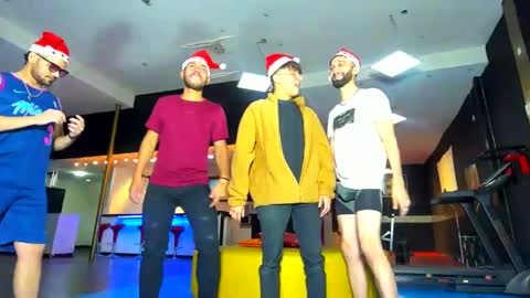 Snapshot of kobayaske chatting on 12/24/24, 12:11 kobayaske online show from 12/24/24, 12:11