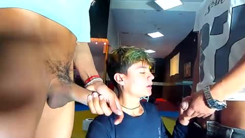 Snapshot of kobayaske chatting on 01/10/25, 05:24 kobayaske online show from 01/10/25, 05:24