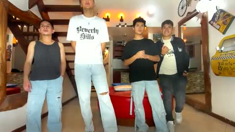 Snapshot of kobayaske chatting on 01/27/25, 12:01 kobayaske online show from 01/27/25, 12:01