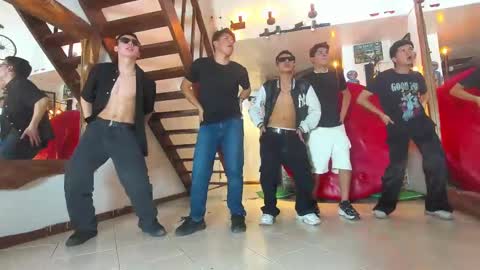 Snapshot of kobayaske chatting on 02/24/25, 03:44 kobayaske online show from 02/24/25, 03:44