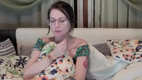 kohlbird online show from 12/04/25, 03:05