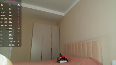 Nani online show from 04/20/26, 01:47