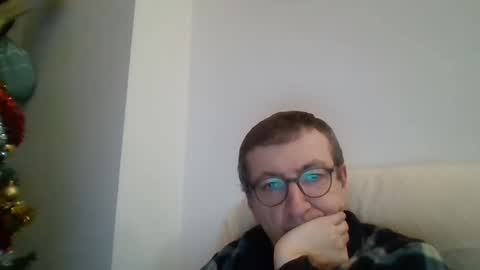 JUAN CARLOS online show from 01/03/25, 09:47