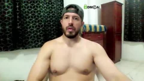 kolombianox online show from 04/12/26, 01:43