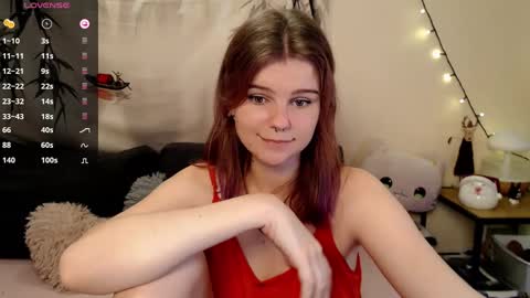 Snapshot of komorebbi chatting on 01/01/25, 05:33 Marta online show from 01/01/25, 05:33