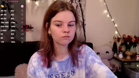 Snapshot of komorebbi chatting on 01/18/25, 12:13 Marta online show from 01/18/25, 12:13