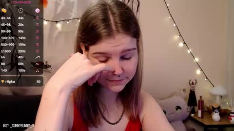 Snapshot of komorebbi chatting on 01/22/25, 09:32 Marta online show from 01/22/25, 09:32