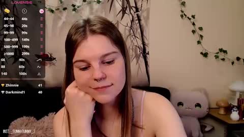 Snapshot of komorebbi chatting on 03/01/25, 11:47 Marta online show from 03/01/25, 11:47