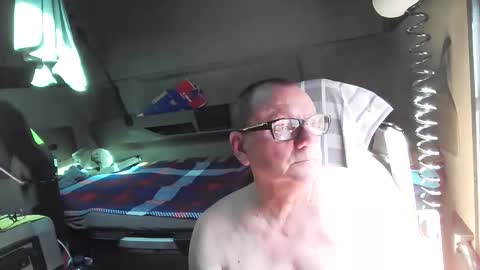 Bogdan online show from 04/25/26, 01:41