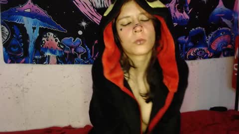 konekokawai online show from 02/12/25, 07:24