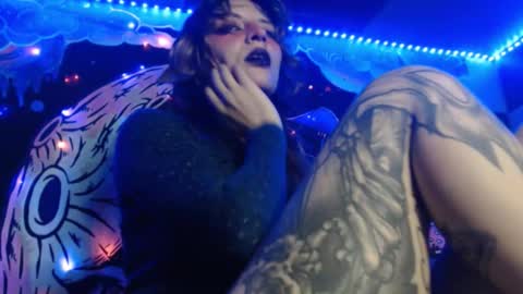 konekokawai online show from 11/27/25, 06:43