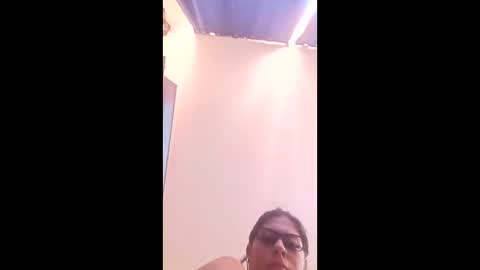 Konny and Laila online show from 03/11/26, 06:36