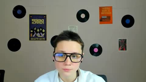 Snapshot of kora_cosmo chatting on 02/03/26, 09:47 shy Kora online show from 02/03/26, 09:47