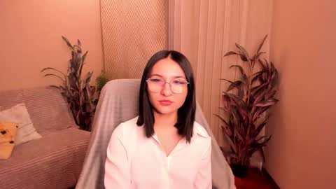 KoraLina online show from 12/01/25, 02:38