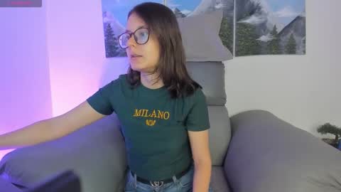 Snapshot of koraline_6 chatting on 12/01/25, 01:49 Koraline online show from 12/01/25, 01:49