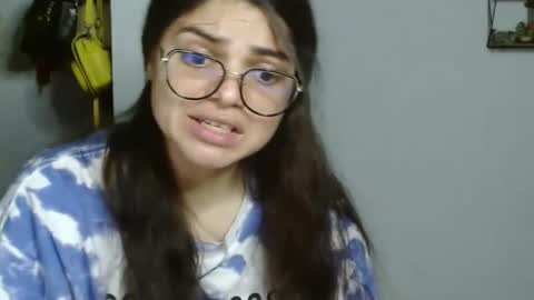 Karoll online show from 01/12/25, 01:32