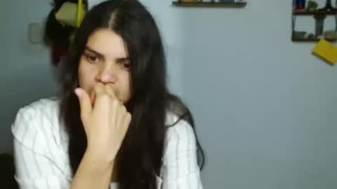 Karoll online show from 02/04/25, 04:59