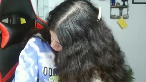 Karoll online show from 03/04/25, 12:18