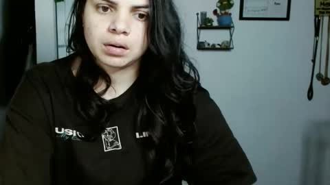 Karoll online show from 09/16/25, 02:23