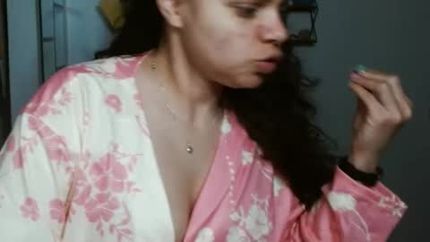 Karoll online show from 10/11/25, 01:16