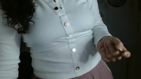 Karoll online show from 04/21/26, 01:42