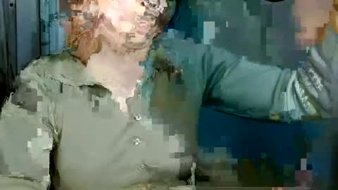 Snapshot of koranikky08 chatting on 06/10/26, 02:01 Karoll online show from 06/10/26, 02:01
