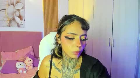 Kora  online show from 09/28/25, 01:27