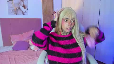 Kora  online show from 09/29/25, 01:05