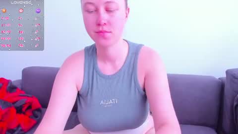 Snapshot of kortney_williams chatting on 06/23/26, 02:59 Twiix online show from 06/23/26, 02:59
