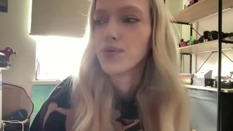 Ariela online show from 06/05/26, 03:29
